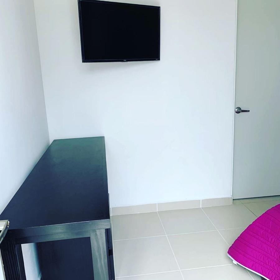 Lofts Zaragoza Hotel Сиудад Валес Екстериор снимка
