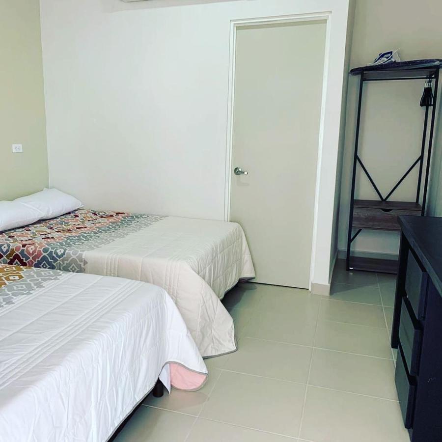 Lofts Zaragoza Hotel Сиудад Валес Екстериор снимка
