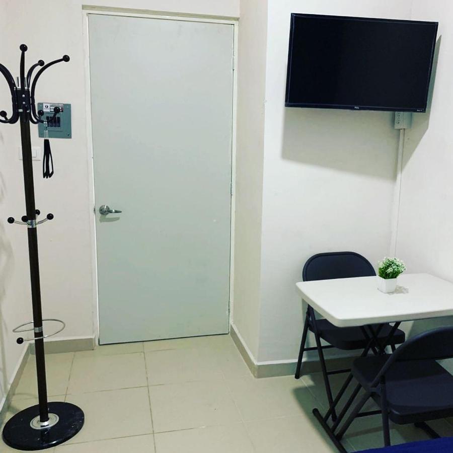 Lofts Zaragoza Hotel Сиудад Валес Екстериор снимка